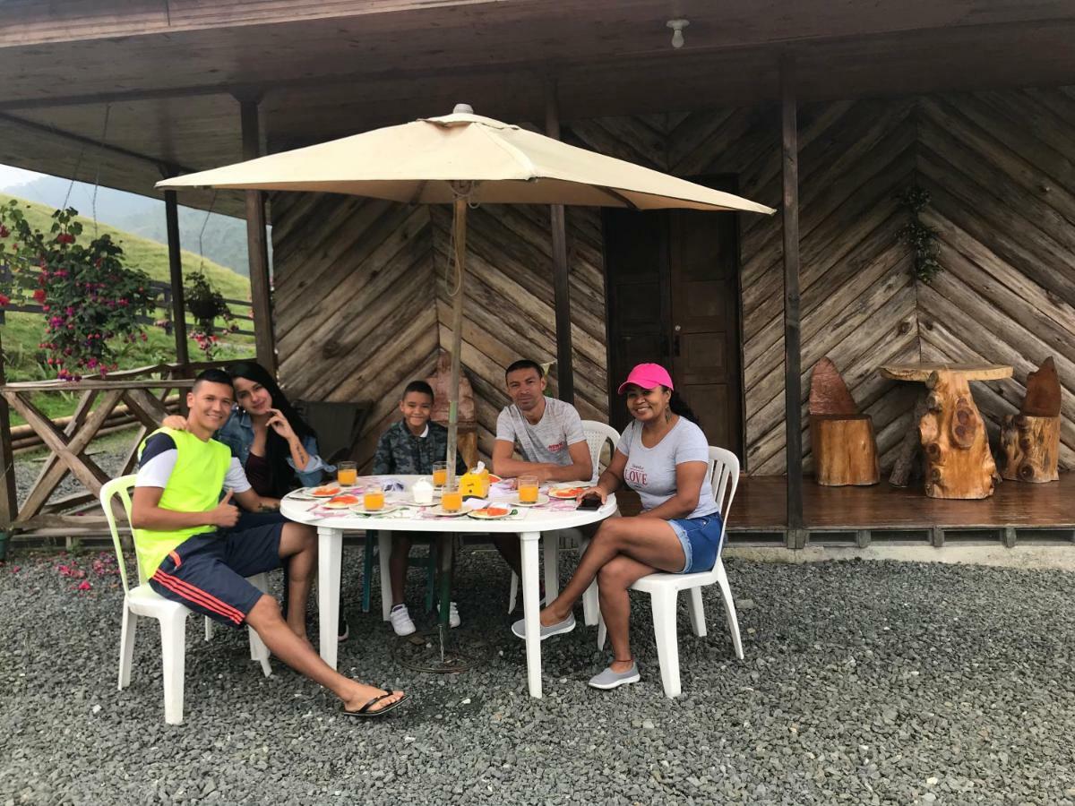Hotel Bariloche Santa Rosa de Cabal Eksteriør billede