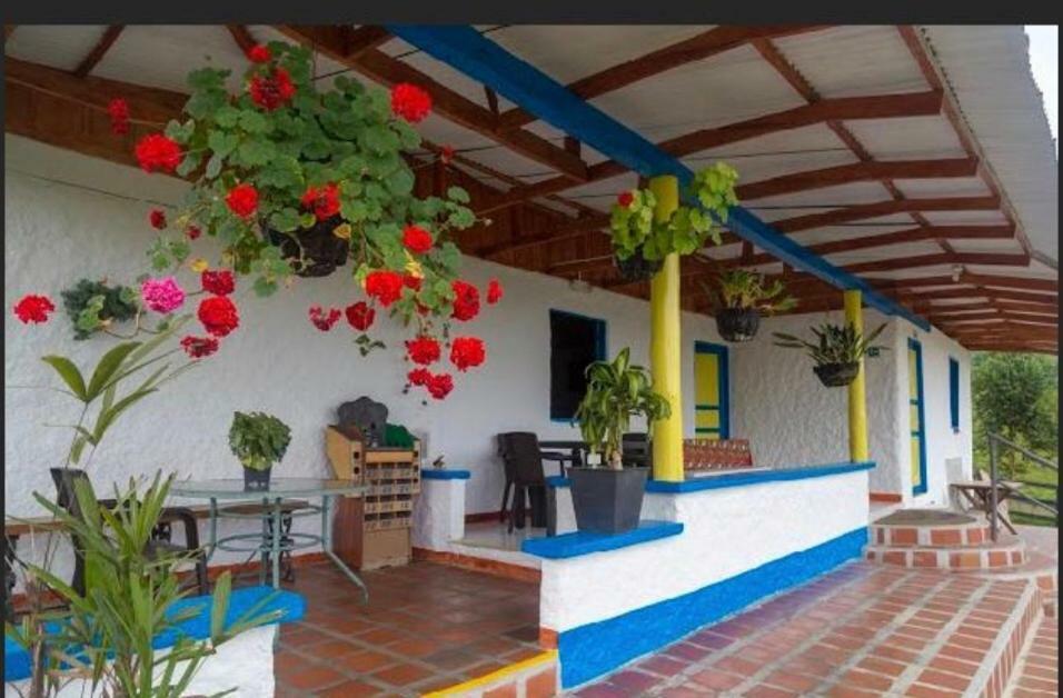 Hotel Bariloche Santa Rosa de Cabal Eksteriør billede