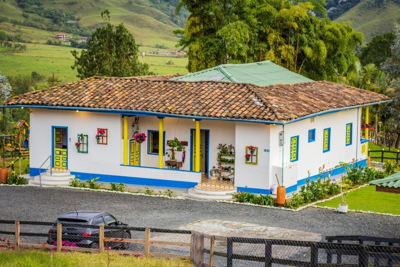 Hotel Bariloche Santa Rosa de Cabal Eksteriør billede